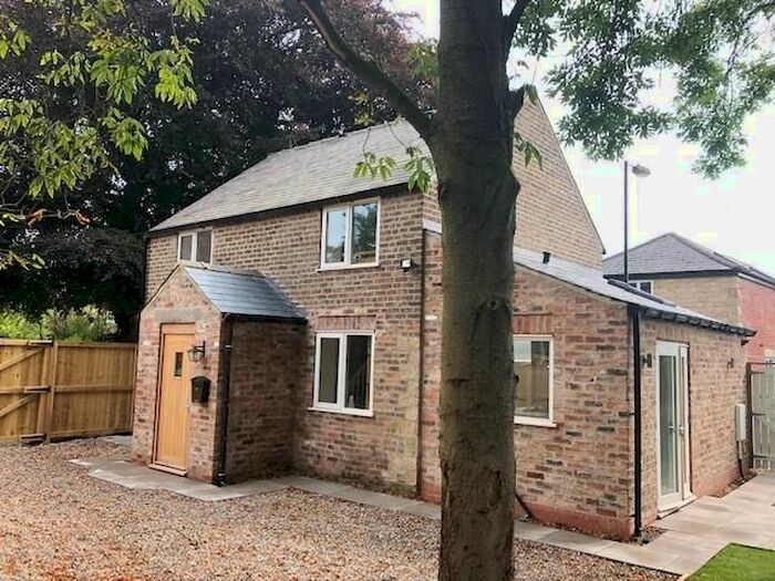 2 Bedroom Cottage To Rent In Iles Lane, Knaresborough, HG5