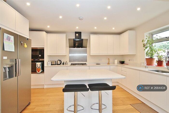 4 Bedroom Semi Detached House To Rent In Elm Close, Woking, GU21