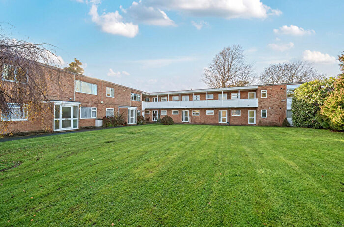 1 Bedroom Flat For Sale In Northwood Square, Fareham, Hampshire, PO16