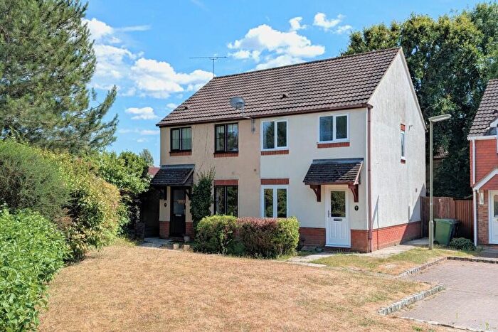 2 Bedroom Semi-Detached House To Rent In West End, Woking, Surrey, GU24