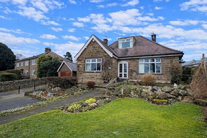 3 Bedroom Detached Bungalow For Sale In Bakewell Road, Matlock, Derbyshire, DE4