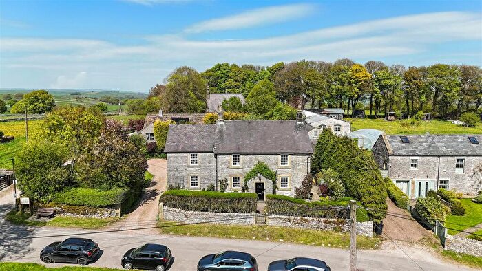 6 Bedroom Detached House For Sale In Old Farmhouse, Sheldon, DE45
