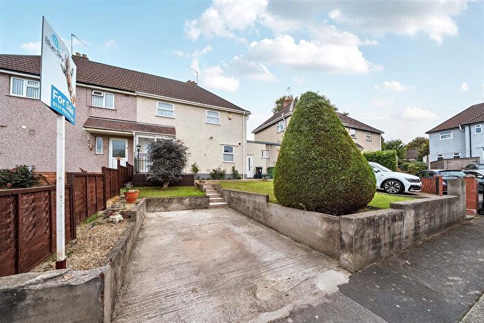 3 Bedroom Semi-Detached House For Sale In Burnham Close, Kingswood, Bristol, BS15