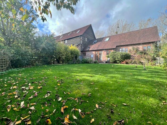 2 Bedroom Cottage To Rent In Linton, HR9