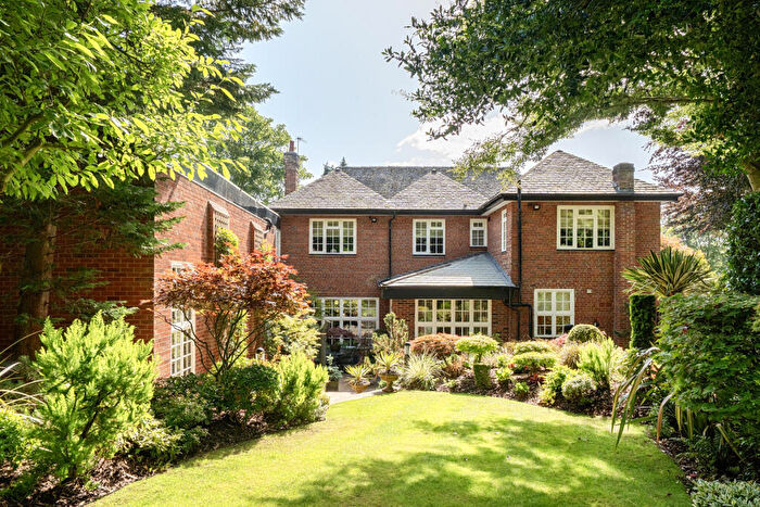 5 Bedroom Detached House For Sale In Menlove Avenue, Liverpool, L25