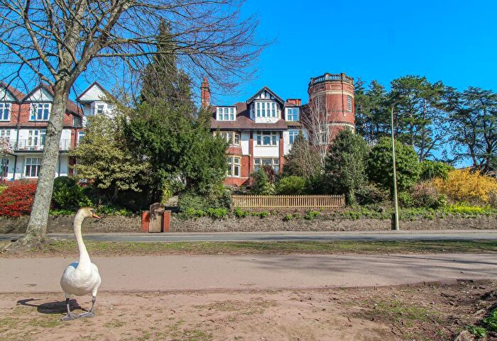 2 Bedroom Flat To Rent In Cefyn Coed Road, Roath Park, Cardiff, CF23