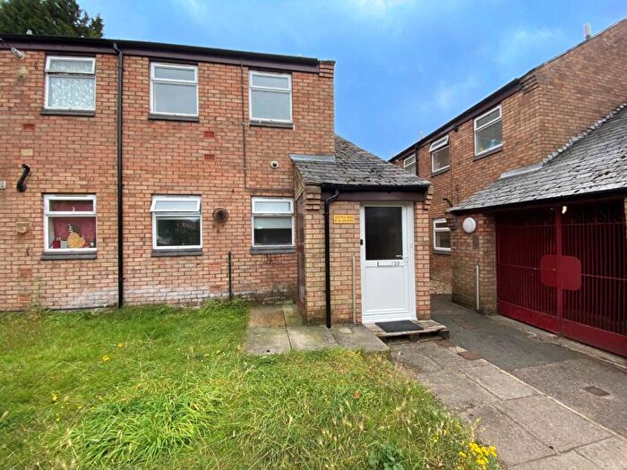 1 Bedroom Maisonette For Sale In Suffolk Road, Dunstable, LU5