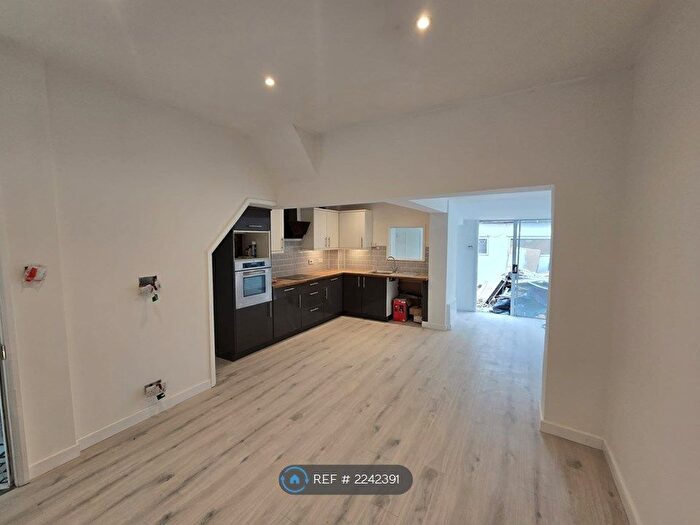 3 Bedroom Terraced House To Rent In Cornwallis Road, London, N9