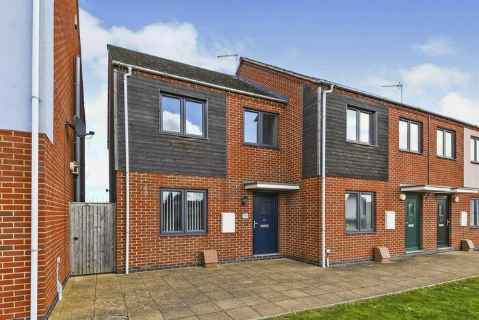 3 Bedroom End Of Terrace House For Sale In Morston Drift, King's Lynn, PE30