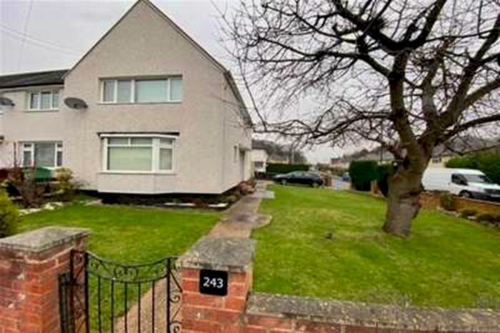 3 Bedroom House To Rent In Summerwood Lane, Clifton, NG11