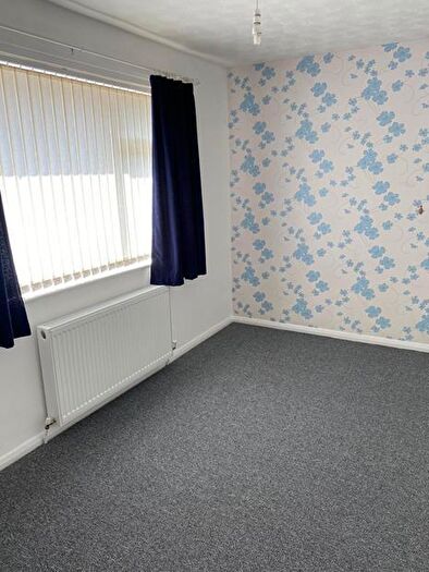 2 Bedroom Bungalow To Rent In South Close, Rushden, NN10