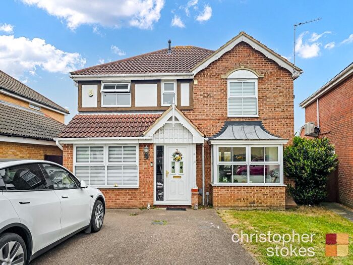 4 Bedroom Detached House To Rent In Moxom Avenue, Cheshunt, Hertfordshire, EN8