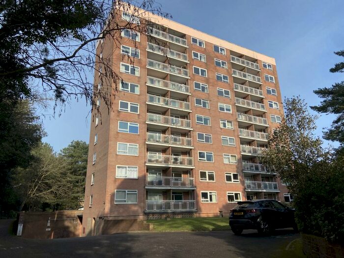 2 Bedroom Apartment To Rent In Christchurch Road, Bournemouth, BH1