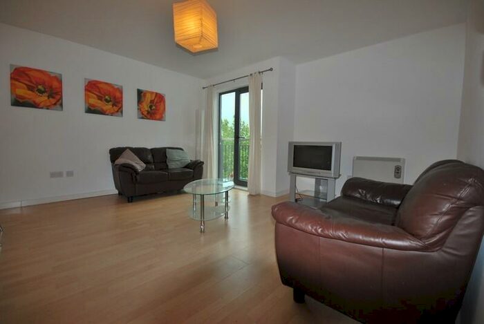 2 Bedroom Flat To Rent In Ordsall Lane, Salford, M5