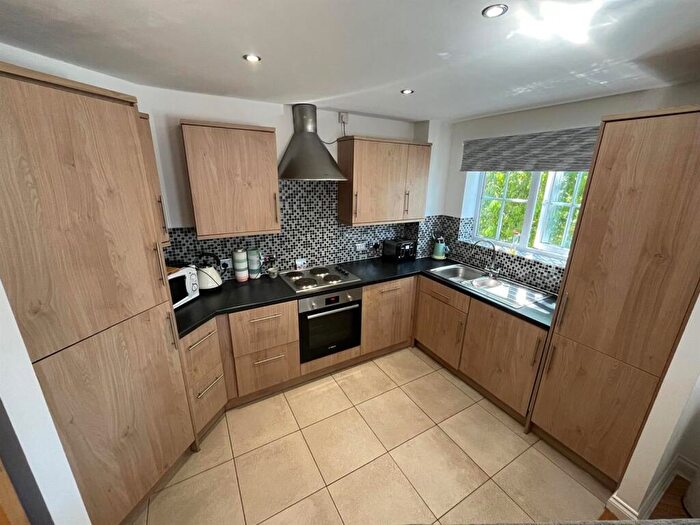 2 Bedroom Apartment For Sale In Derby Court, Bury, BL9