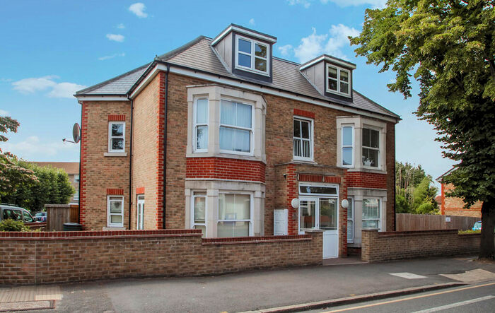 1 Bedroom Apartment To Rent In Kingston Road, New Malden, KT3