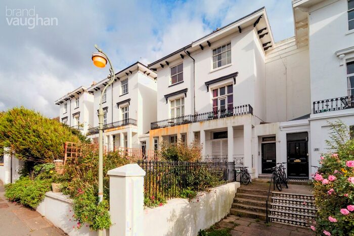 1 Bedroom Flat To Rent In Norfolk Square, Brighton, East Sussex, BN1