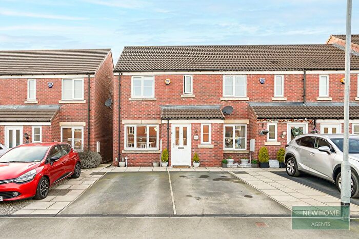3 Bedroom End Terrace House For Sale In Sycamore Drive, Castleford, WF10