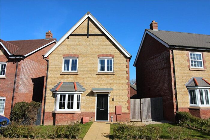 4 Bedroom Detached House For Sale In Fortuna Road, Blunsdon, Swindon, Wiltshire, SN26