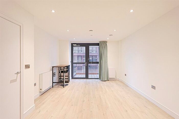1 Bedroom Apartment For Sale In South Way, Wembley, HA9
