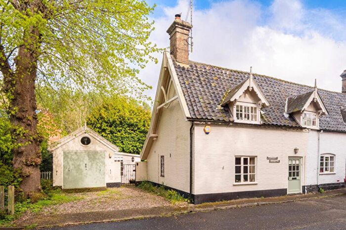 3 Bedroom Terraced House For Sale In High Street, Wangford, NR34