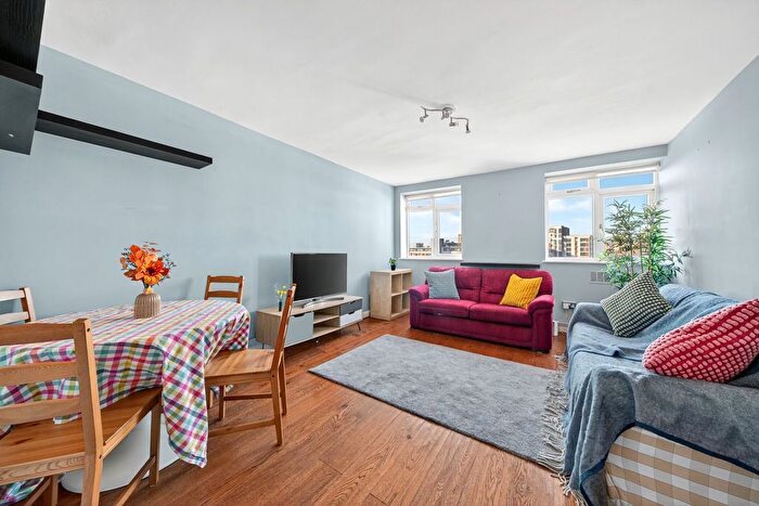 2 Bedroom Flat For Sale In Lansdowne Green, Longley Court Lansdowne Green, SW8