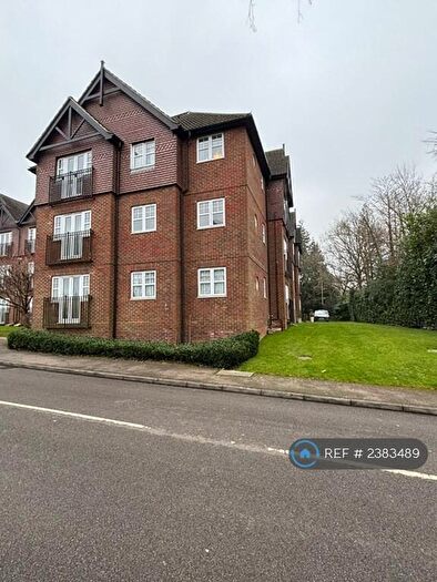 2 Bedroom Flat To Rent In Newbury Rd, Crawley, RH10
