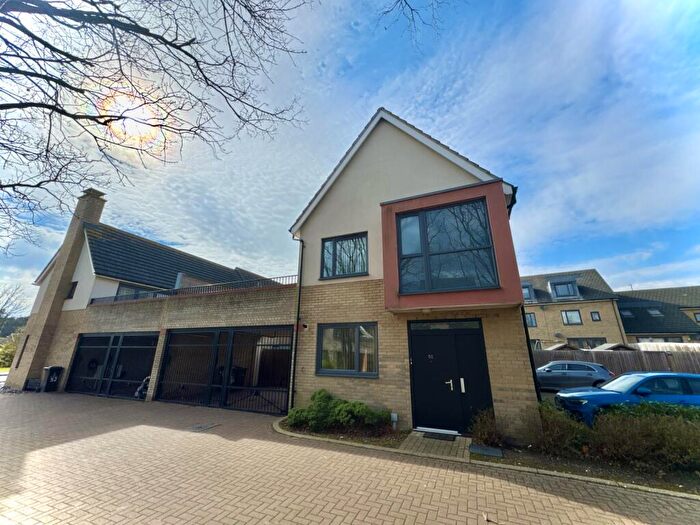 3 Bedroom Link Detached House To Rent In Endeavour Way, CO4