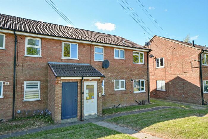 2 Bedroom Flat For Sale In Station Court, Easingwold, York, YO61