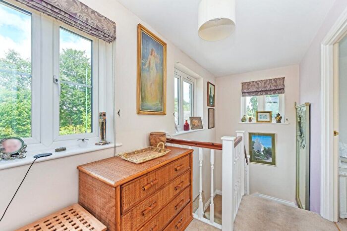 3 Bedroom End Of Terrace House For Sale In London Road, Rake, Liss, West Sussex, GU33