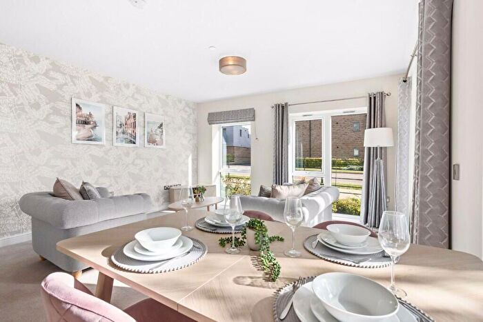 1 Bedroom Apartment For Sale In Bed The Beacons, Chelmsford, CM1