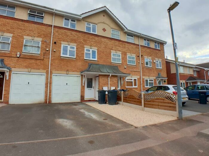 3 Bedroom House To Rent In Waterside Close, Bordesley Green, Birmingham, B9