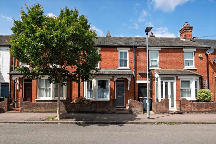 3 Bedroom Terraced House For Sale In George Street, Bedford, Bedfordshire, MK40