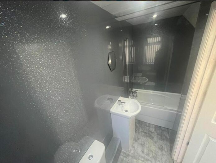 2 Bedroom Terraced House To Rent In Richmond Street, Hartlepool, TS25