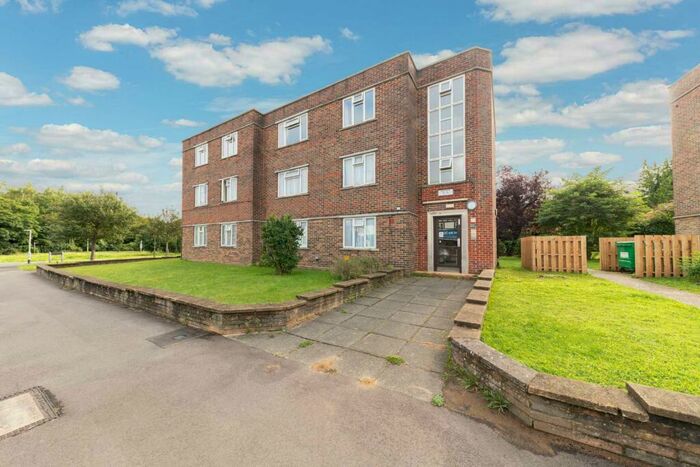 1 Bedroom Apartment To Rent In Nork, Banstead, SM7