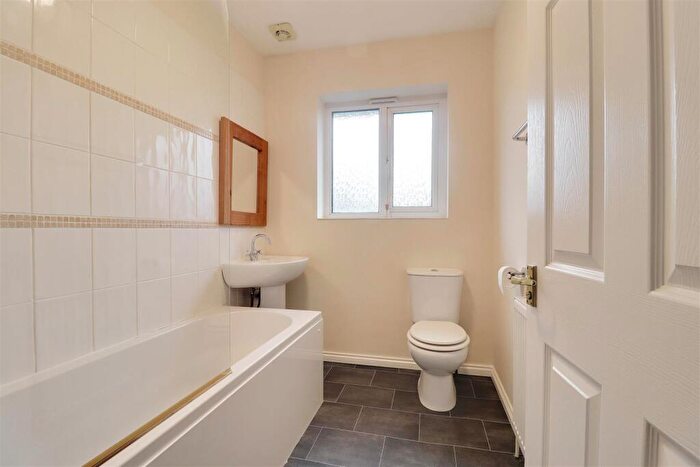2 Bedroom Apartment To Rent In Crowther Way, Swanland, North Ferriby, HU14