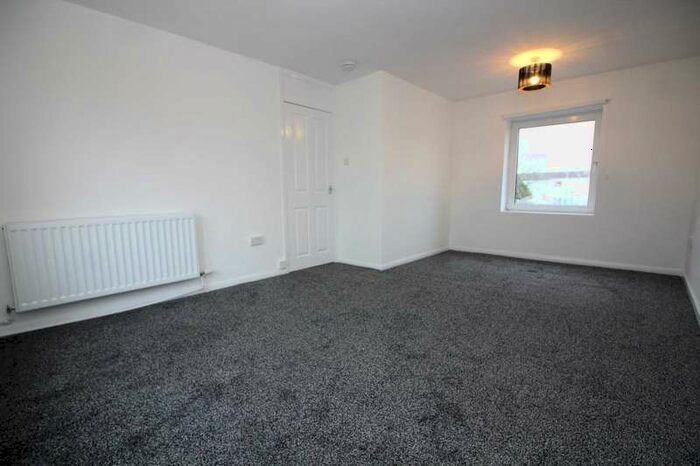 2 Bedroom Flat To Rent In Carron Place, Irvine, KA12