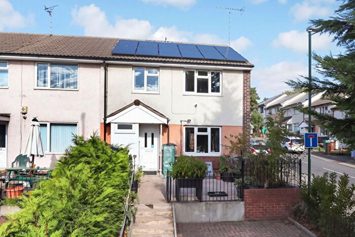 3 Bedroom End Terrace House For Sale In Hungerhill Road, Nottingham, NG3