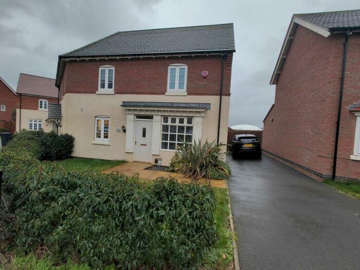 2 Bedroom House To Rent In Lee Drive, Houlton, CV23