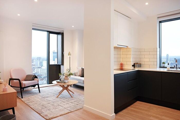 2 Bedroom Apartment To Rent In Apartment, Symphony Park, Manchester, Greater Manchester, M1