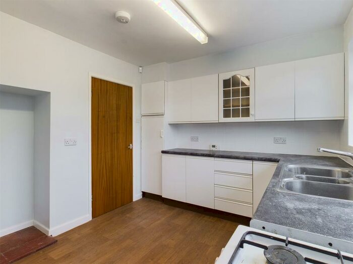 2 Bedroom Bungalow For Sale In Calder Avenue, Ormskirk, L39