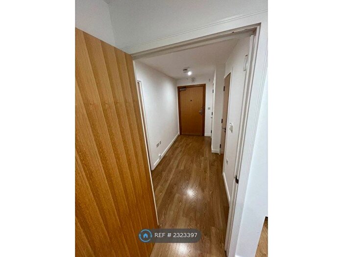 1 Bedroom Flat To Rent In Sargasso Court, London, E3
