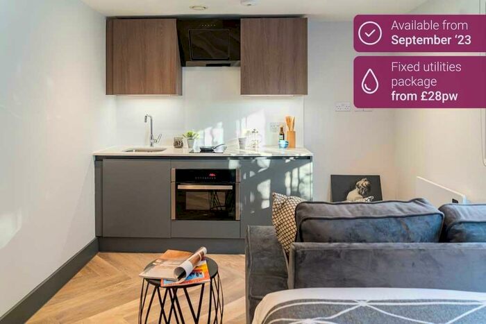 Studio To Rent In Piccadilly Village, M4