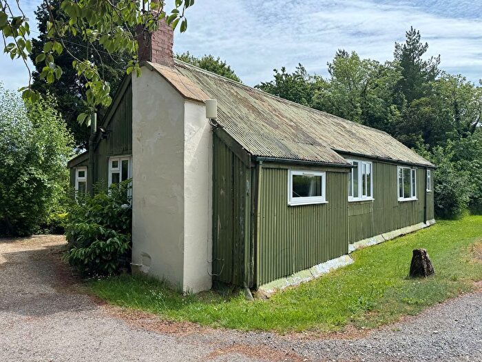 3 Bedroom Detached Bungalow To Rent In Fossleigh, Northleach, GL54
