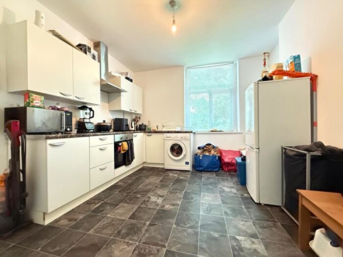 1 Bedroom Flat To Rent In Gordon Road, Cathays, CF24