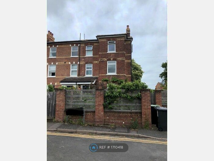 1 Bedroom Flat To Rent In The Avenue, Tonbridge, TN9