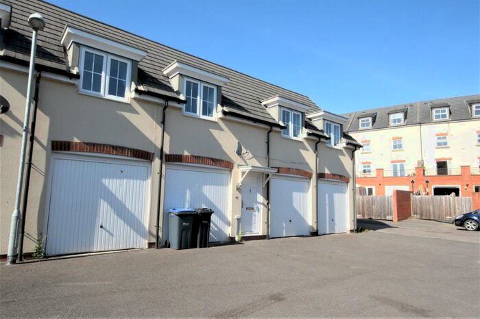 2 Bedroom Coach House To Rent In Daisy Brook, Royal Wootton Bassett, SN4