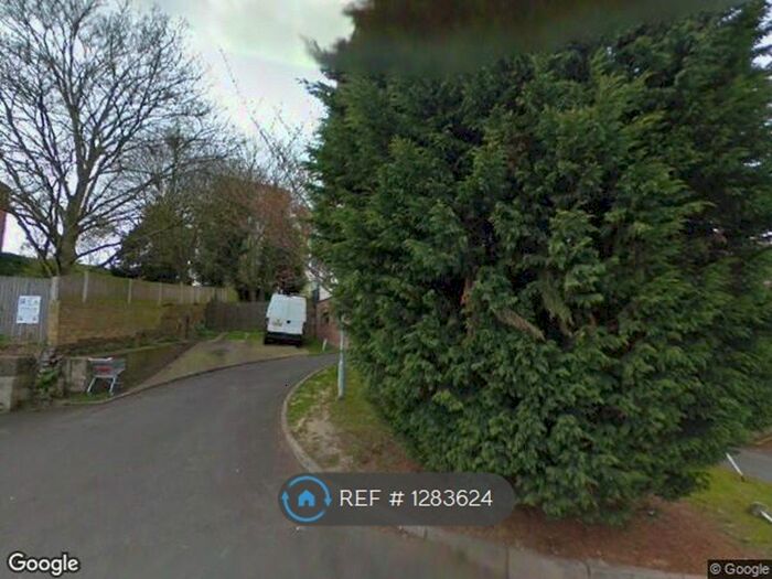 1 Bedroom Flat To Rent In Robin House, Maidstone ME16