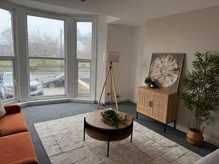 1 Bedroom Flat To Rent In Flat, Quay Road, Bridlington, YO16