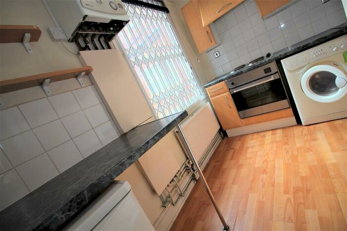 Studio To Rent In Evington Road, Leicester, LE2